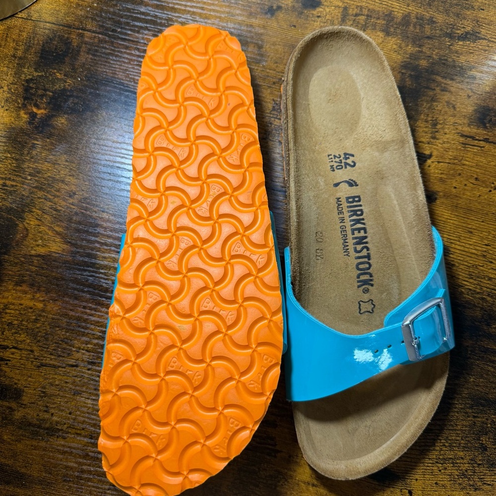 Birkenstock Patent Single-Strap Slides in Turquoise with Orange sole - Picture 2 of 7